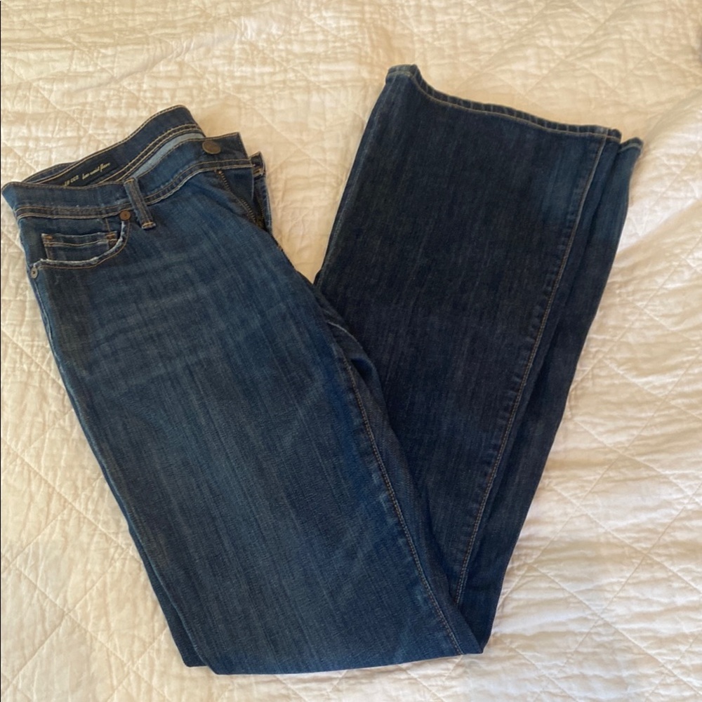 Blue Straight Leg Jeans with Gold Stitching